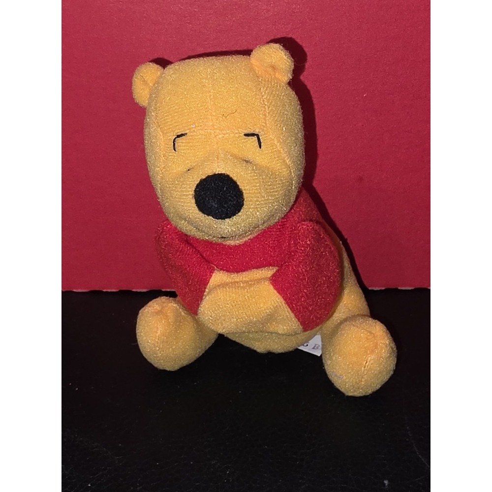 1998 Pooh Bear 5" McDonald's Plush Action Figure Disney Winnie The Pooh